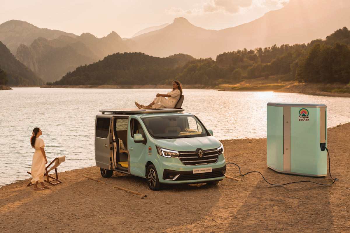 Renault camping van shop